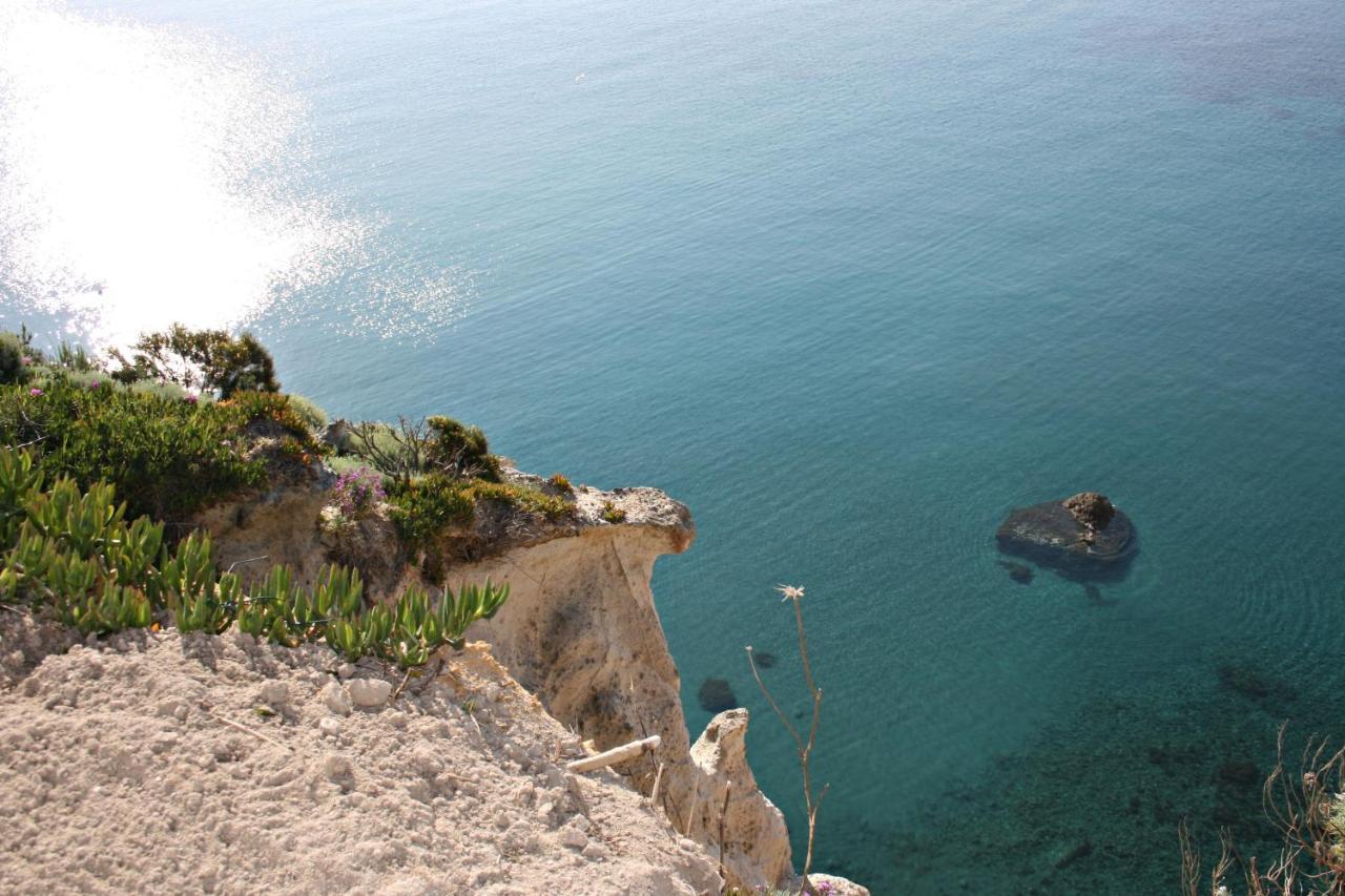 Maridea - Cave Suites Ponza Exteriör bild