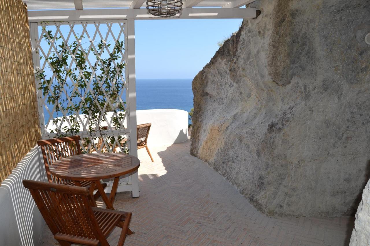 Maridea - Cave Suites Ponza Exteriör bild
