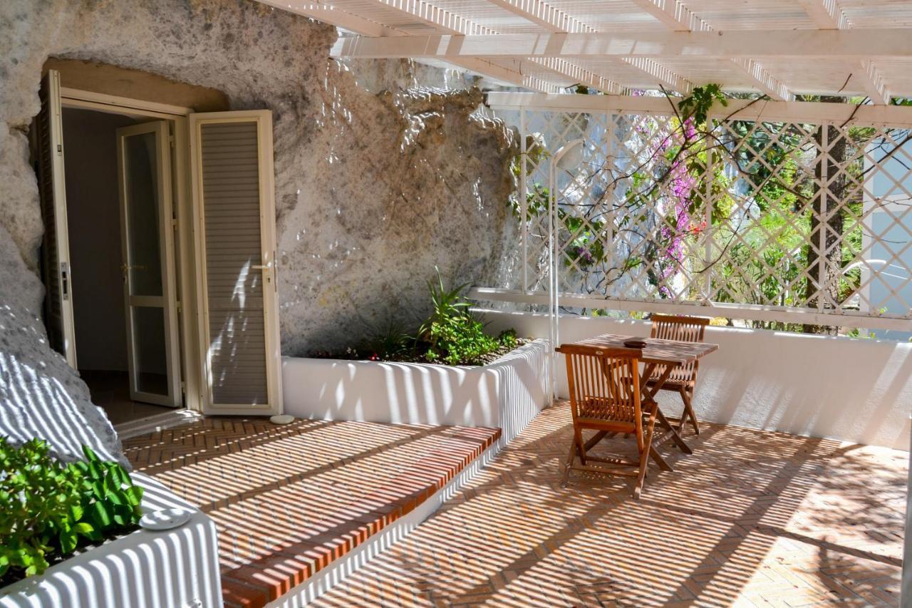 Maridea - Cave Suites Ponza Exteriör bild