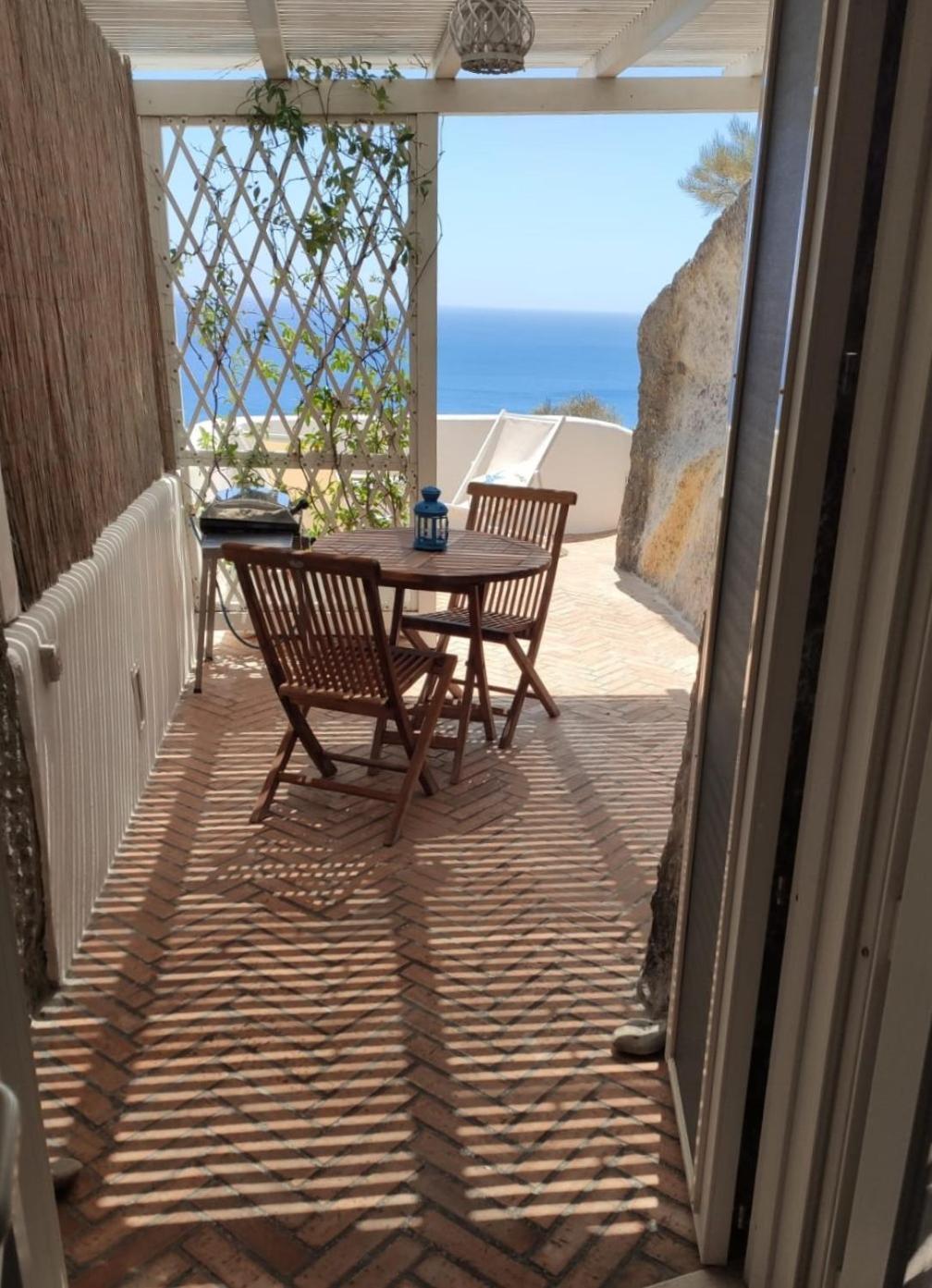 Maridea - Cave Suites Ponza Rum bild